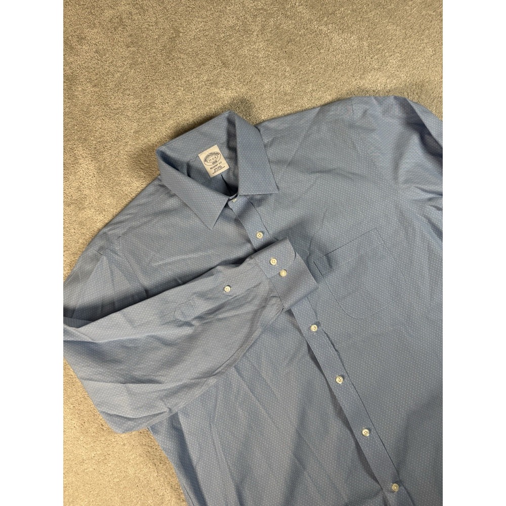 Brooks Brothers Shirt Regent Fit Non Iron Blue Geometric Size 17-2/3 Flawless